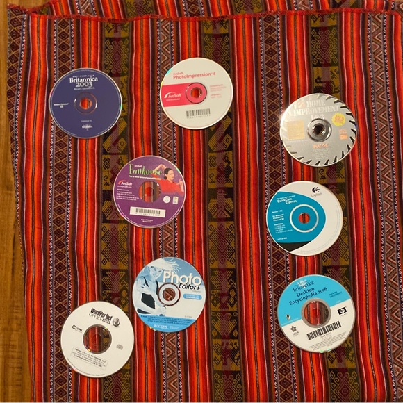 Bundle Of Computer CD’s 💿 Software Vintage (8 Total) - Picture 3 of 14